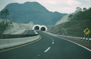 nuevo-tunel-Acapulco (1)