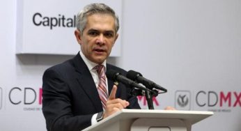 Ofrecen capacitación a maestros