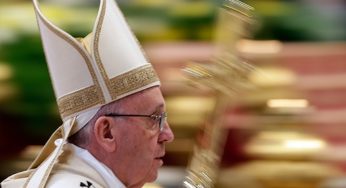 Critican fuertemente al Papa previo a reunión con Macri