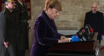 Mueren 35 migrantes frente a Turquía en visita de Merkel
