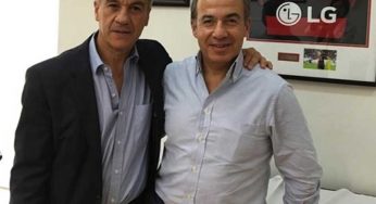 Operan de la rodilla a Felipe Calderón