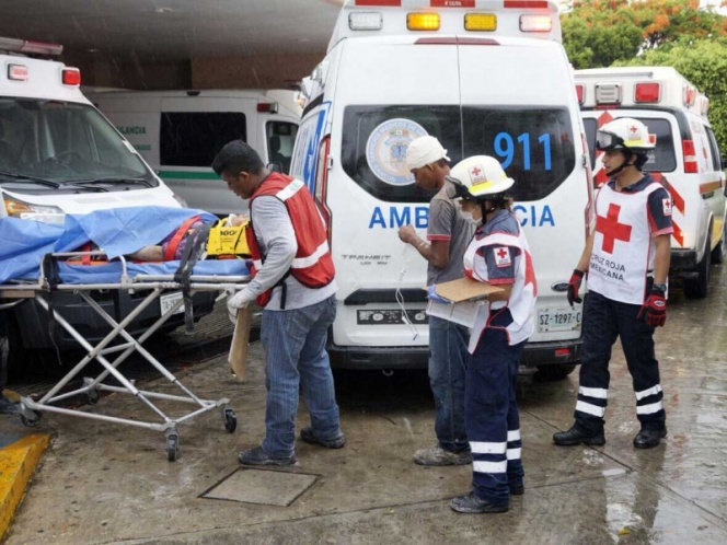 Derrumbe en obra de hotel deja 9 heridos en Isla Mujeres - José Cárdenas