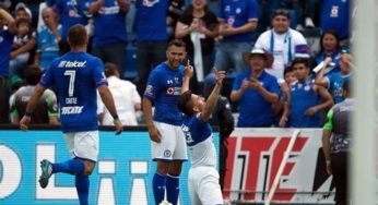 Despide la Máquina a el Estadio Azul con victoria